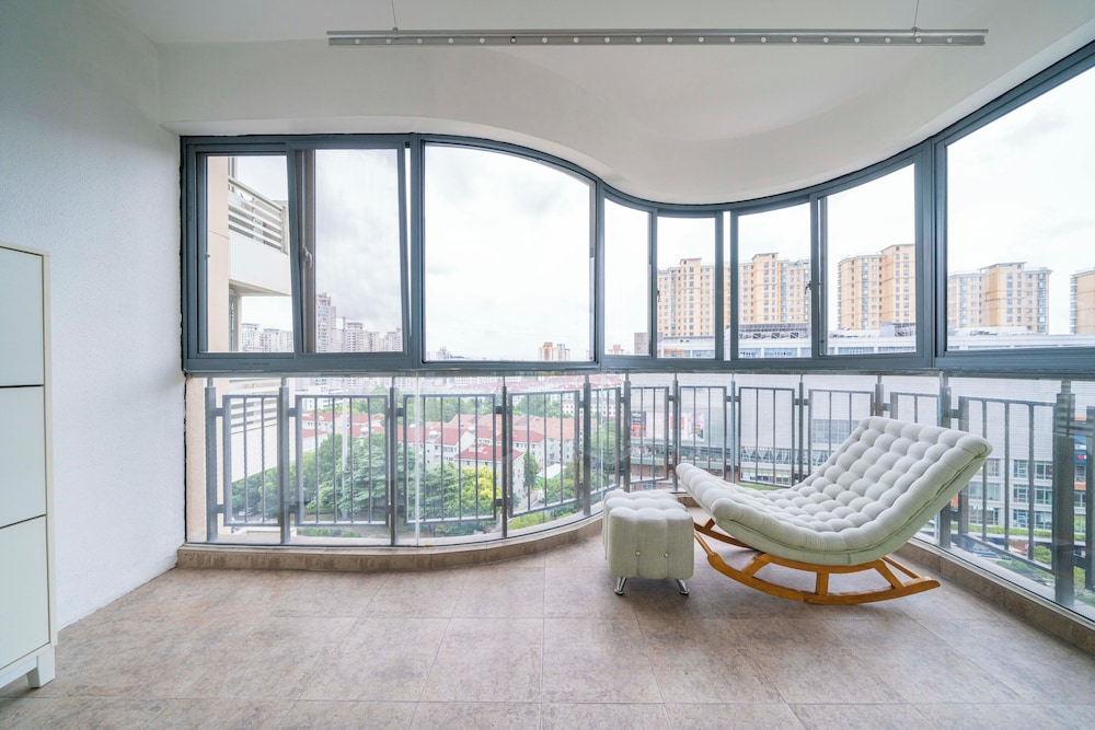 Tyms Family 4BR 2BA APT Residence