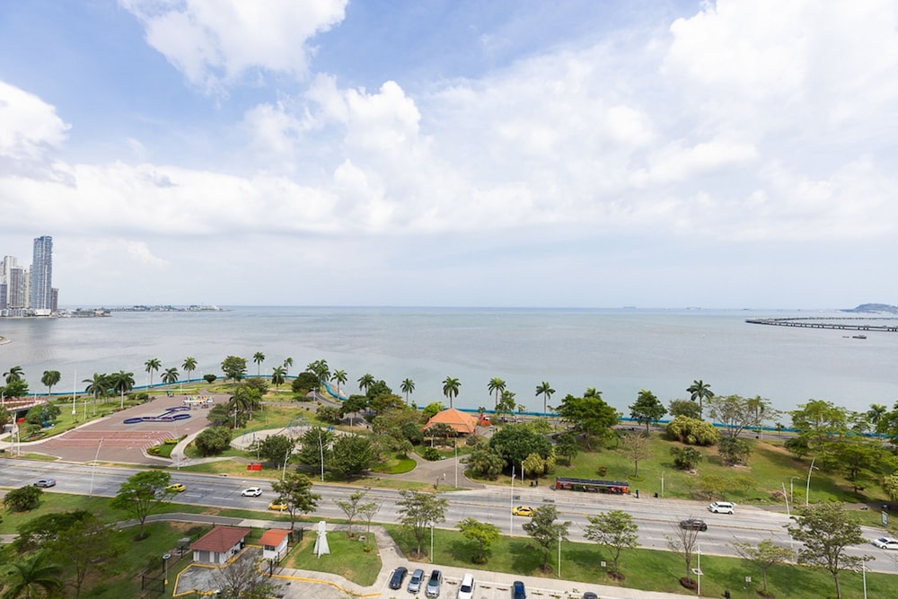 The Wataqui Condo by Acomodo 45 Days Minimum