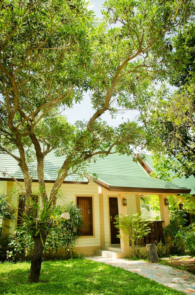 Hotel The Green Beach Resort - Image 1