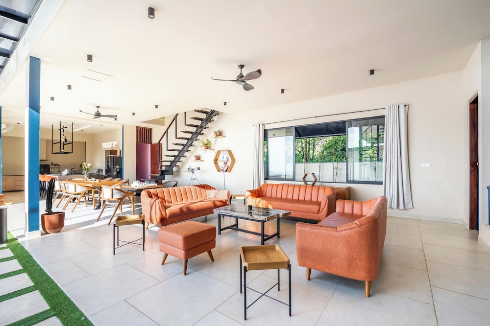 Jiya Villa Uluwatu - Panoramic Terraces with Stunning Views, Luxury Service and Entertainment
