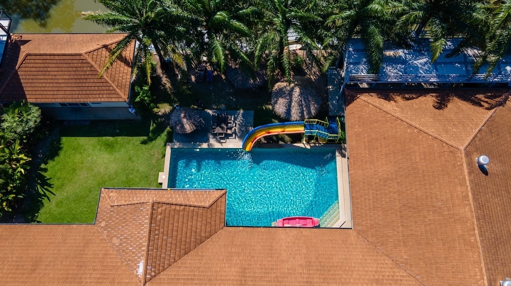 Pool Villa for Families and Party
