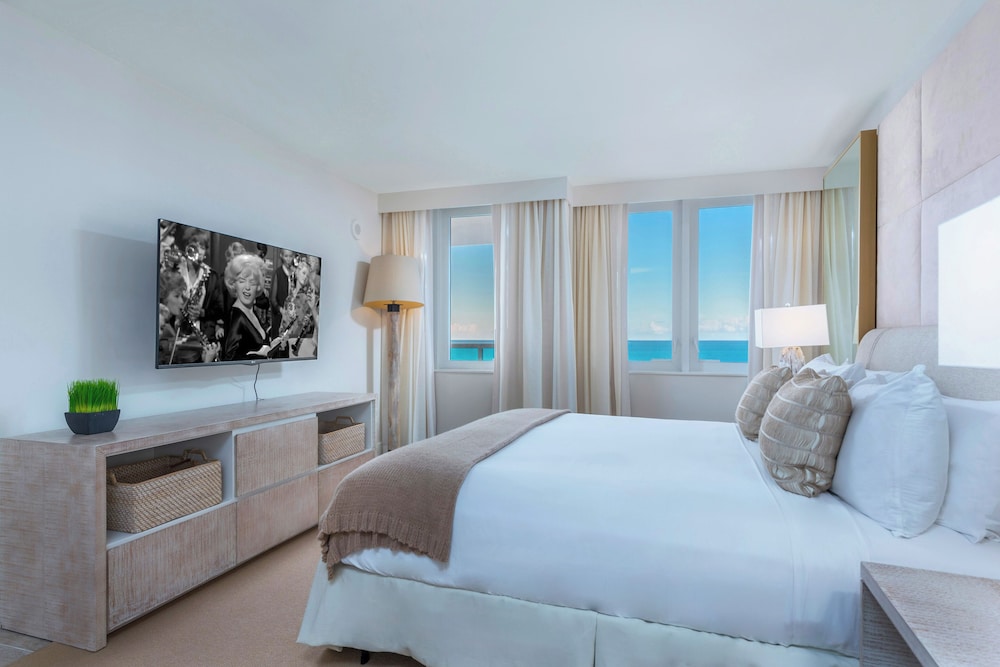 Luxury Vacation Rentals at 1 Hotel & Homes by LRMB