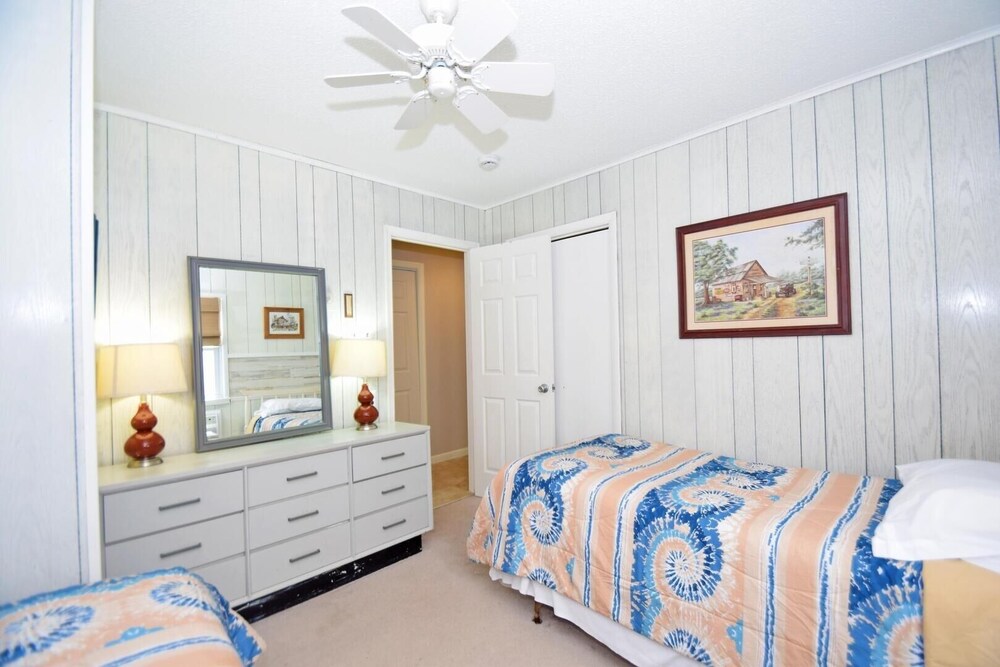 Dune Mist Iv 1s 3 Bedroom Apts by RedAwning view 3