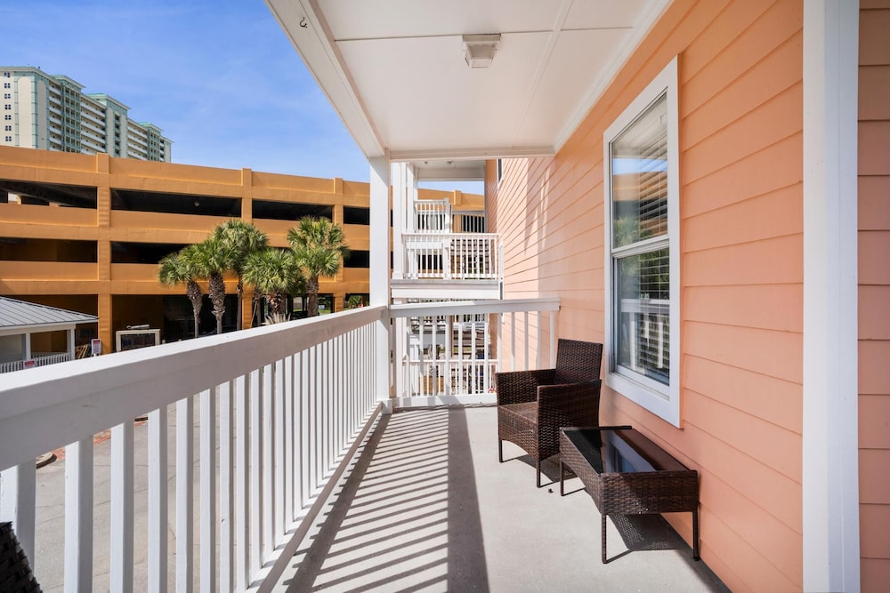 Peachtree Place II C207- Beach Getaway view 2
