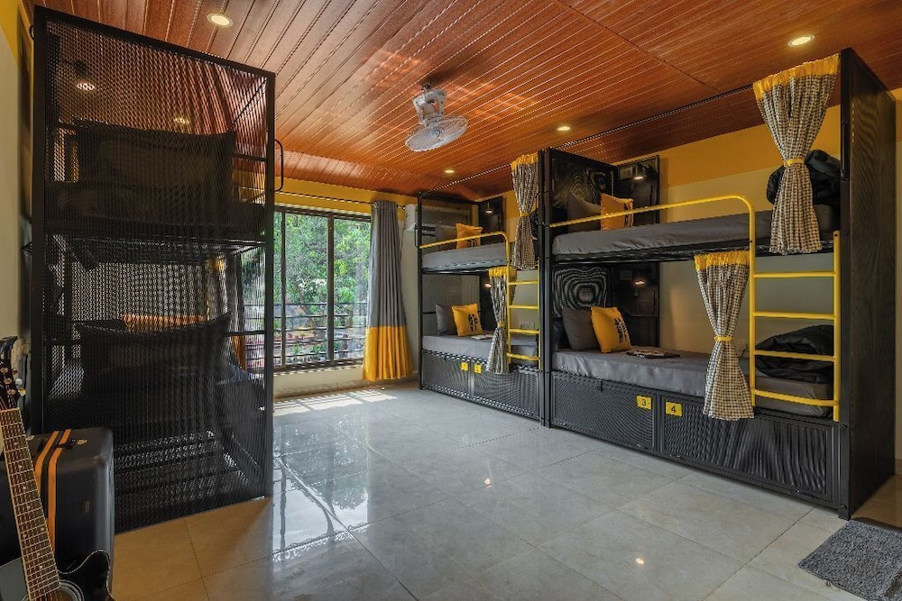 The Hosteller Lonavala City Centre