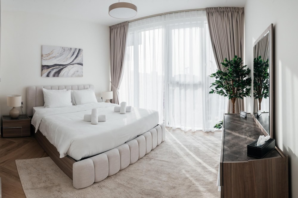 Luxe 2BR AT 1 Residences Wasl Near Metro Station