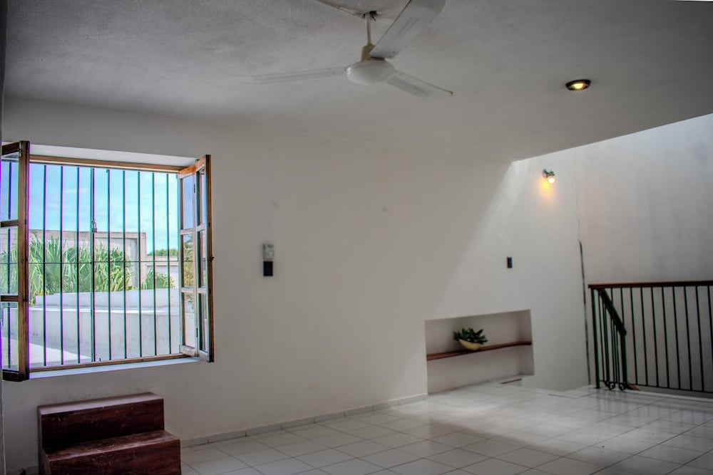 Hostal 66