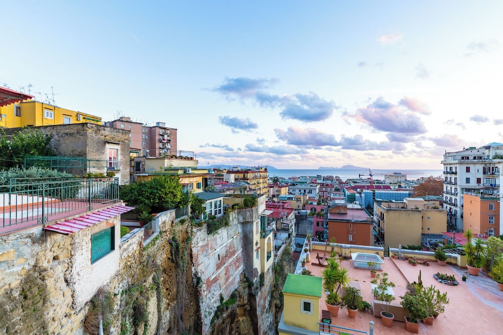 Villa Paola - Hidden Panoramic Garden and Terraces by Napoliapartments