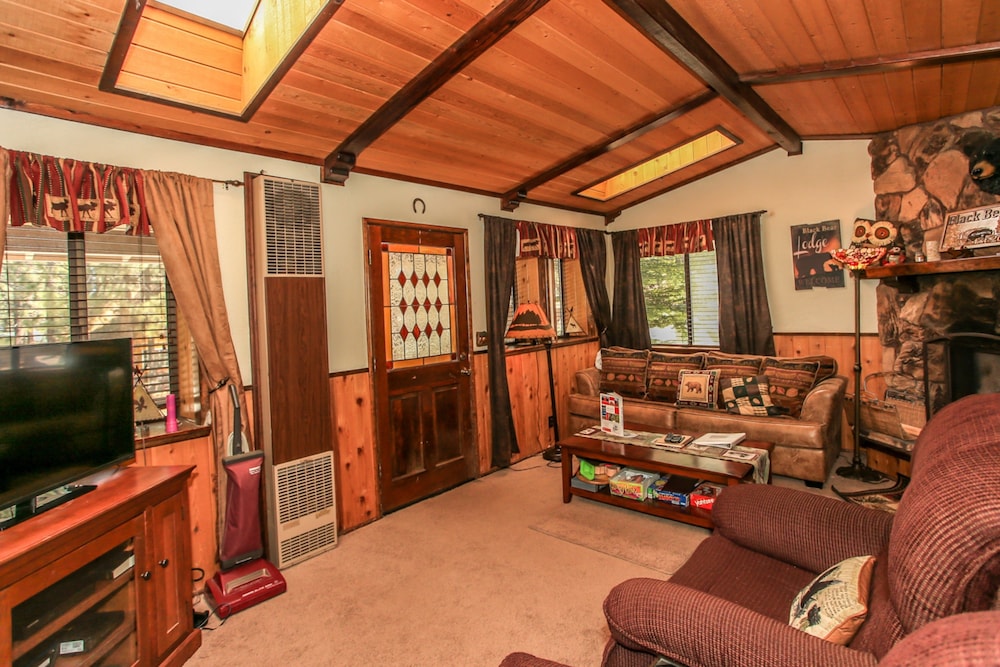 Black Bear Lodge