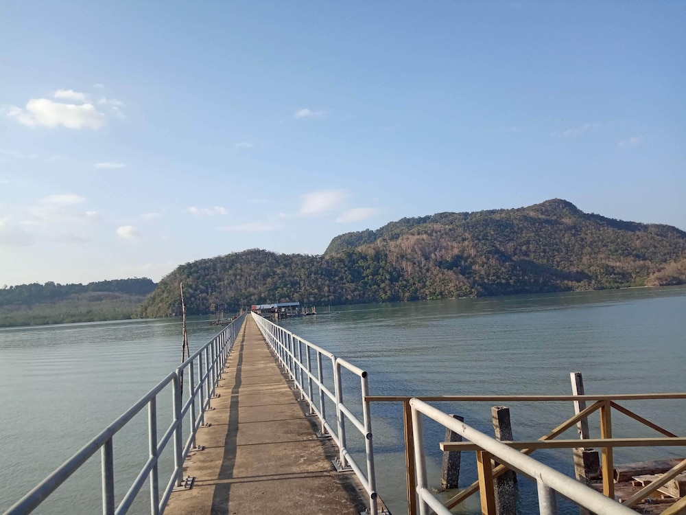 De Pauh Private Chalet & Island photo 3