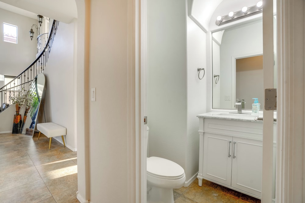 Close to Golf & Hiking: Home in Litchfield Park