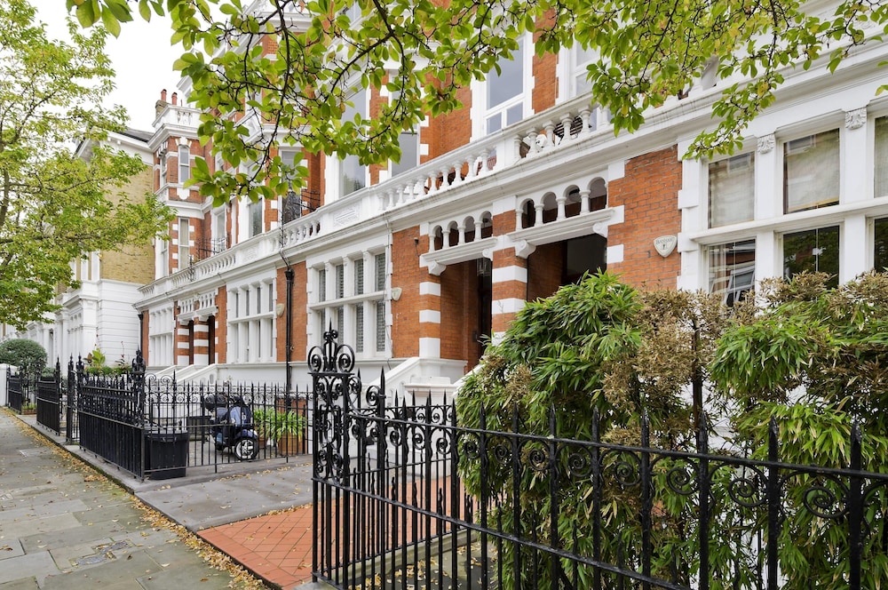 Spacious 3-bedroom Apartment in Earls Court