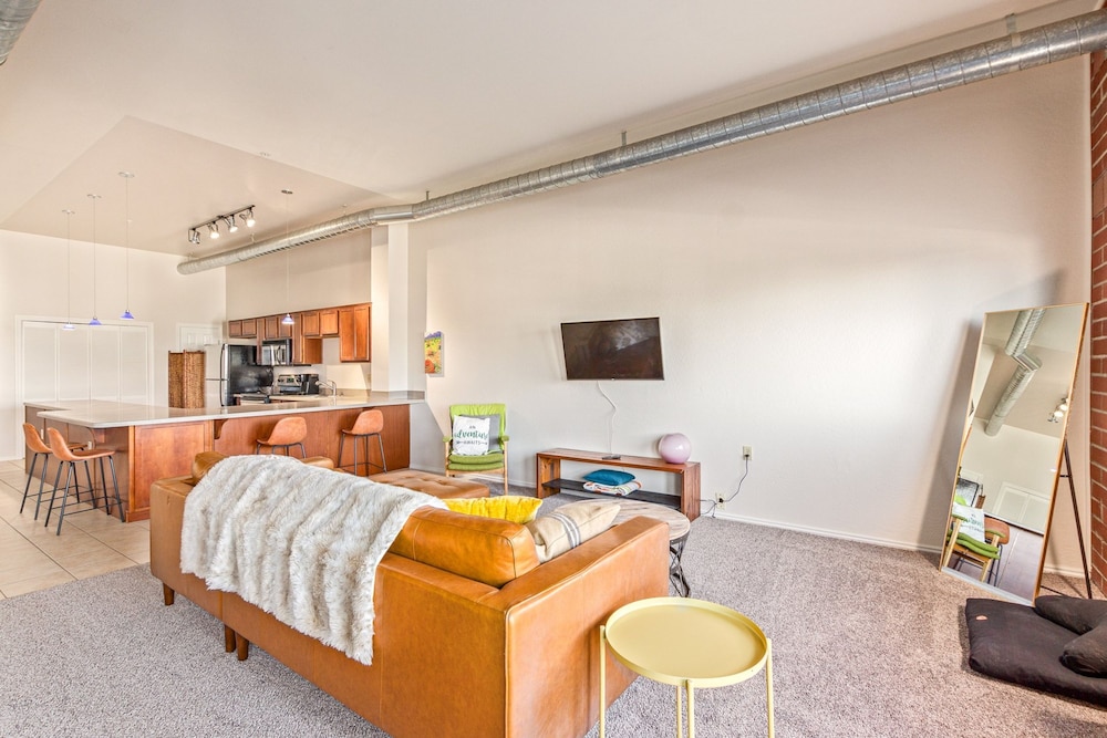 Stunning Phoenix Prime Urban Living