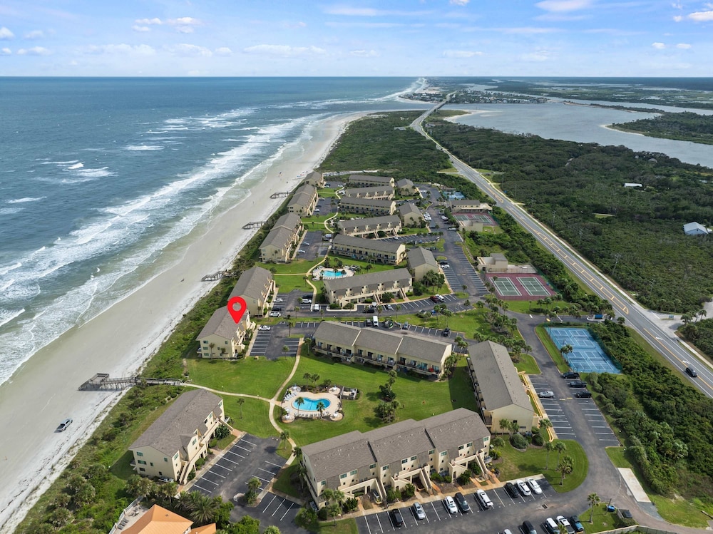 Oceanfront Pool Tennis BBQ Patio Free Parking