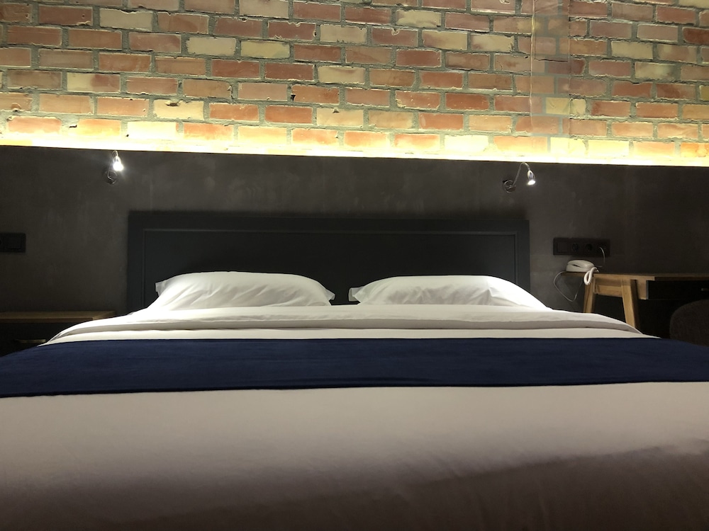 Bugu Hotel Bishkek 98