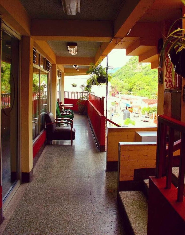 Panajachel Vacations - Hostal Abu - Hostel - Property Image 16