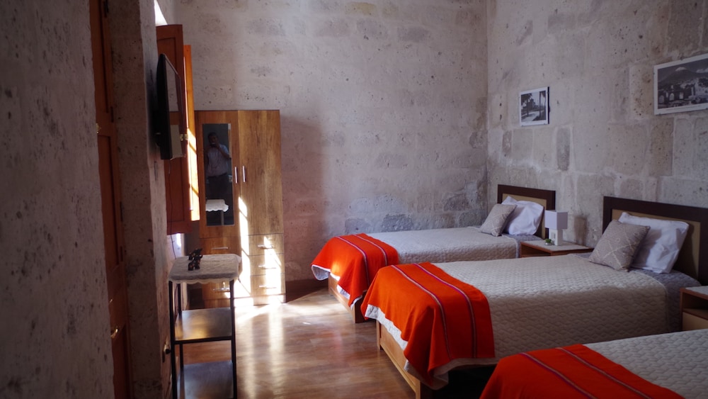 Casona de Asis