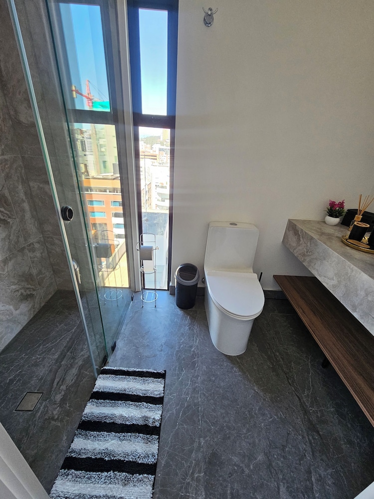 Xoe Mini-suites and Apartments