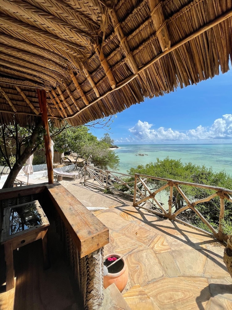 The Island - Pongwe Lodge - Adults Only
