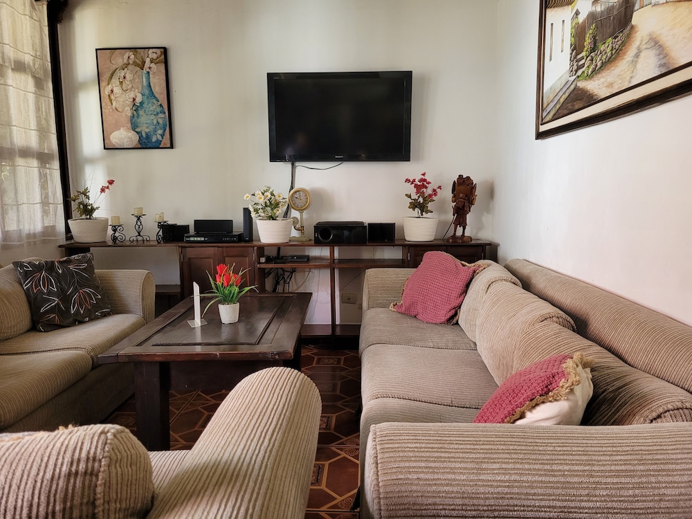 Villas Santa Ana-Ricardo view 2