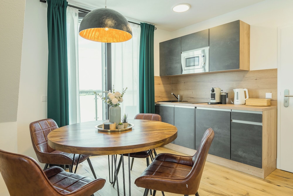 MK Apartments