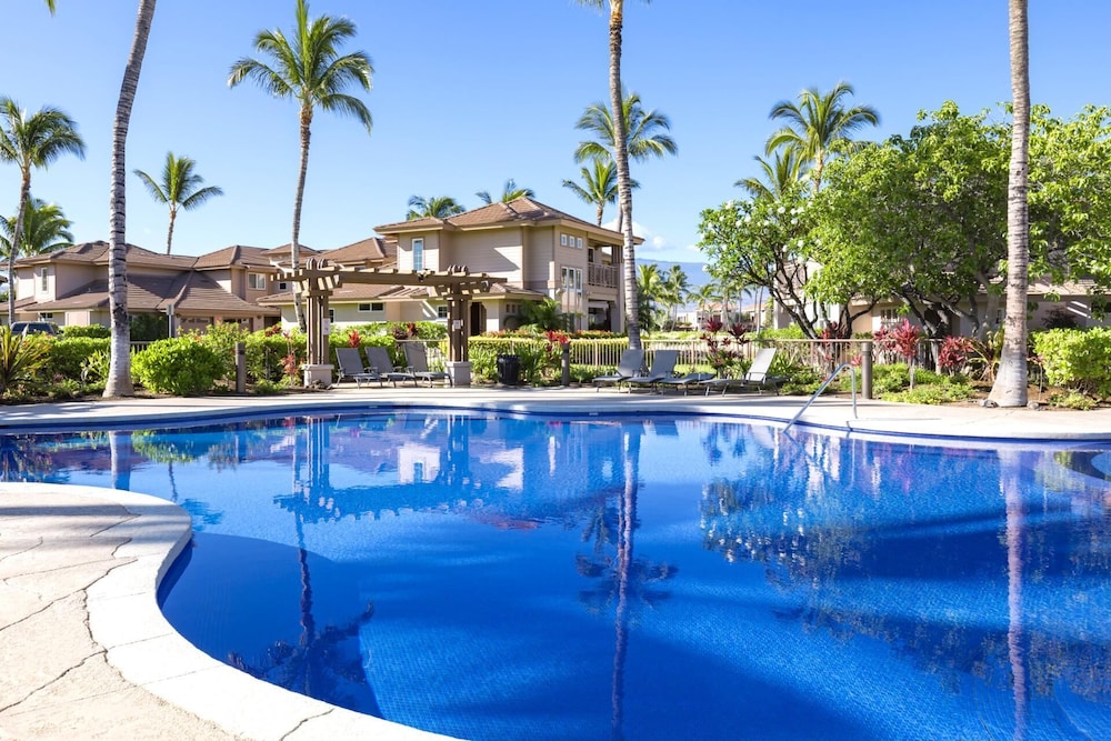Waikoloa Colony Villas WCV-305 by KBM