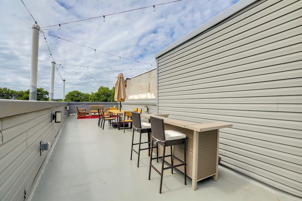 Penthouse Condo w/ Rooftop Deck in Philadelphia!
