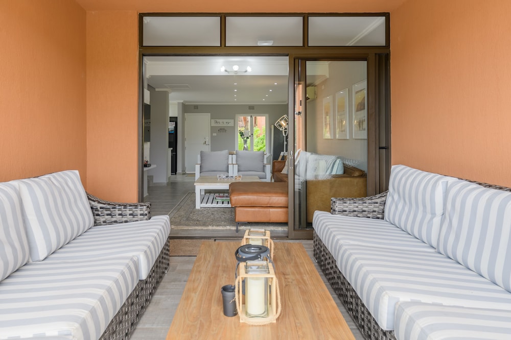 San Lameer Villa Rentals 2537