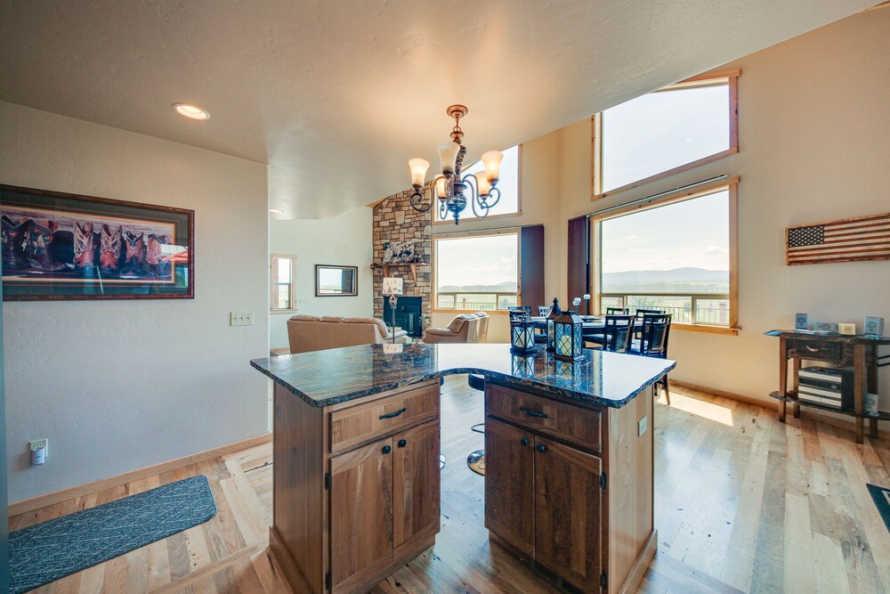 Eureka Vacation Rental w/ Outdoor Kitchen & Views! view 3