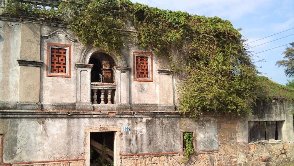 Shi Lu Shu Zhai view 5