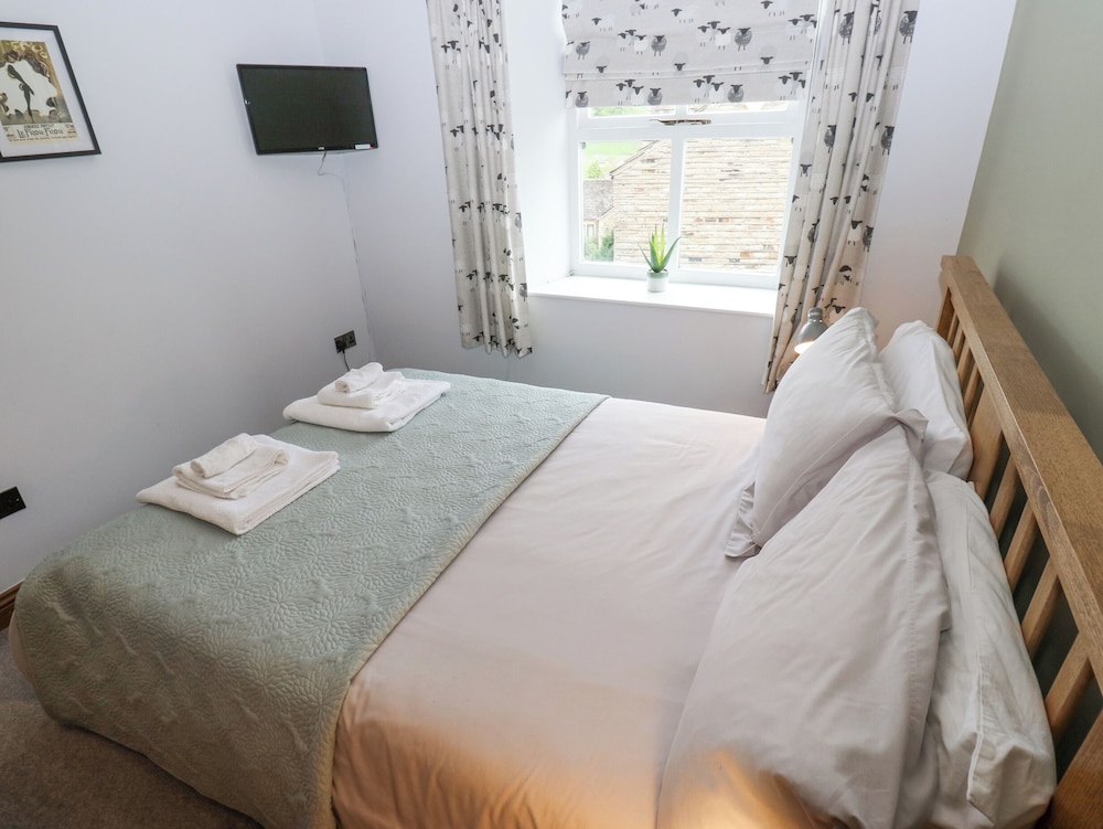 Bumble Cottage