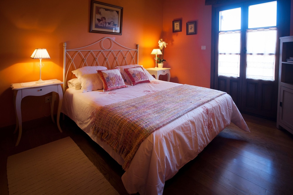 Casa Peluaga