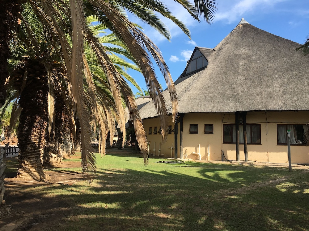 Tautona Lodge