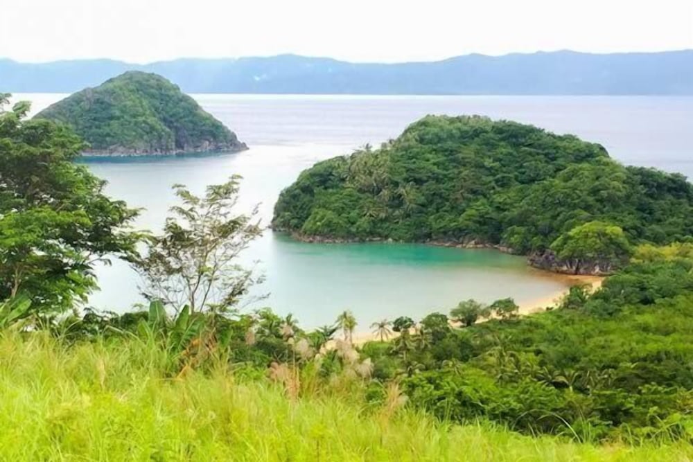 Tugawe Cove Resort