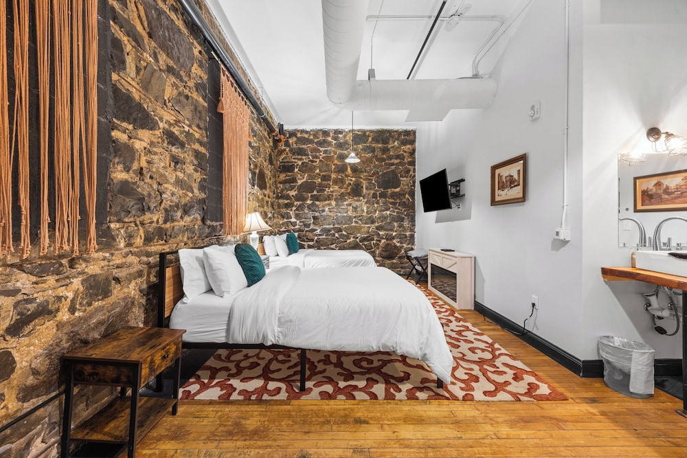 Swedetown European Style Hostel