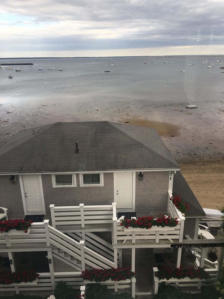 Dyer's Beach House