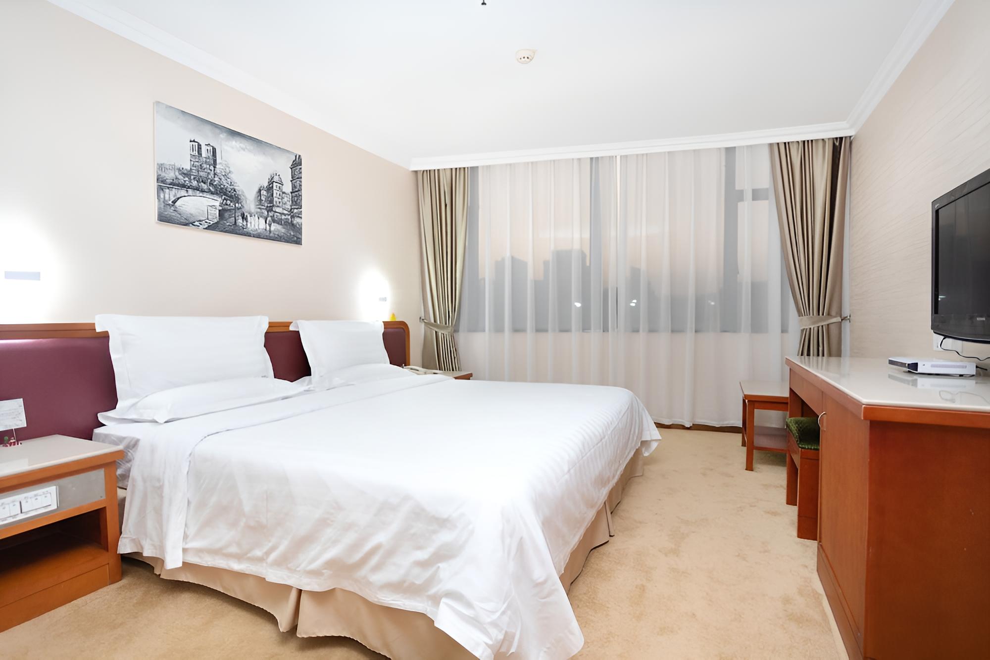 L Hotel Lianhua