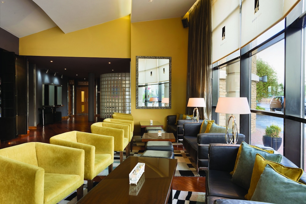 Londonderry Vacations - Da Vinci's Hotel Derry - Property Image 3