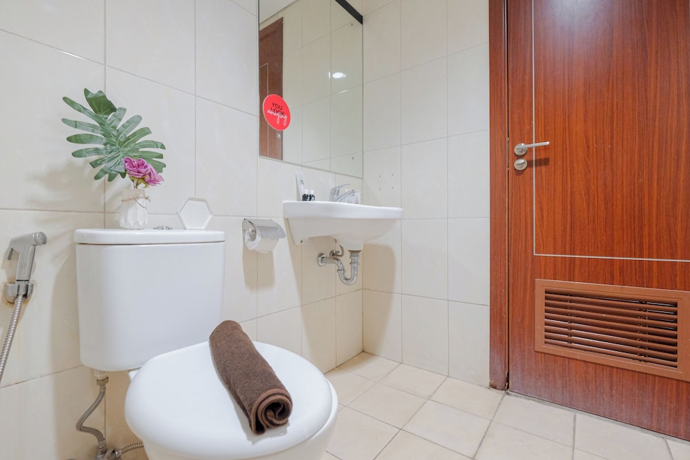 Cozy and Sweet 2BR Apartment at Vittoria Residence
