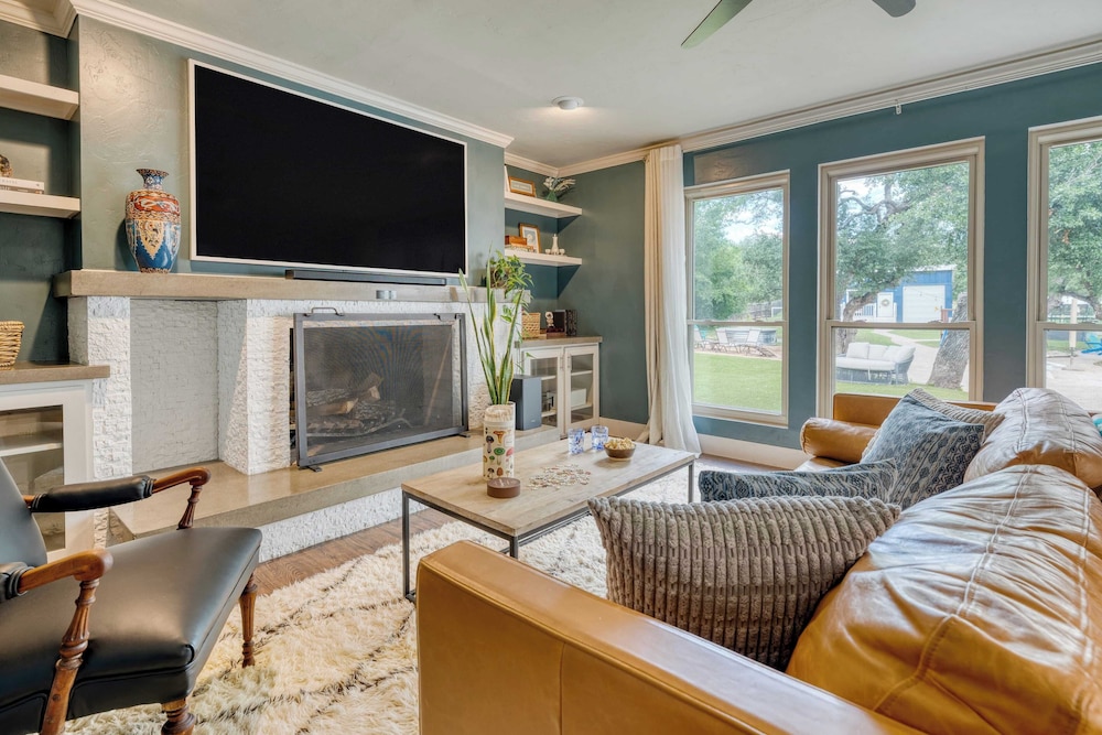 Summer Sale! El Dorado Estate Private 2-acre Escape With Pool & Guest Suites Firepit, Playset, Guest Suites