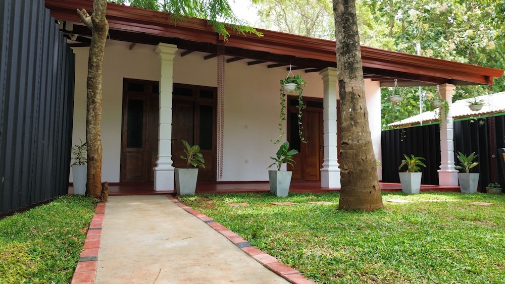 Sigiri Serenity Hostel