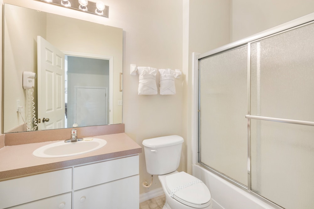 Bikini on the Beach by VillaDirect - Image 5