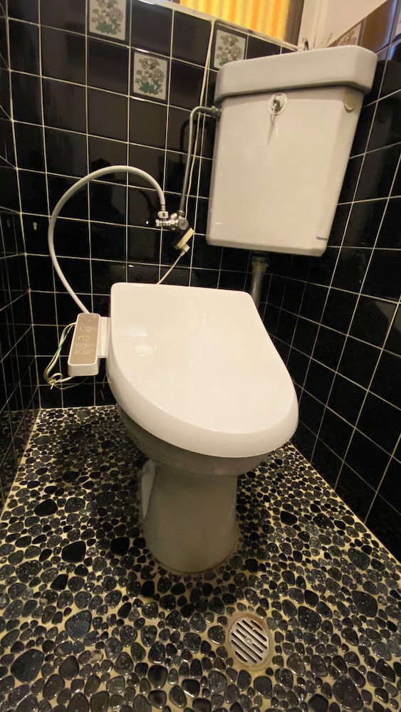 AkiraHome Tsurumibashi