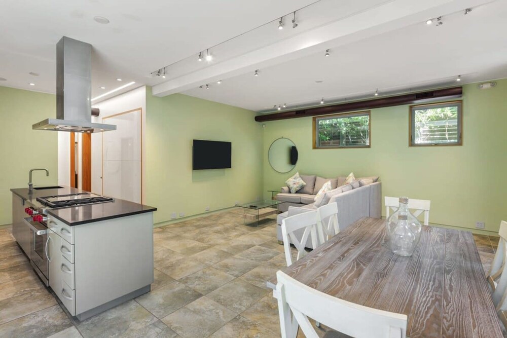 Contra House by Brightwild Luxury Home w Pool