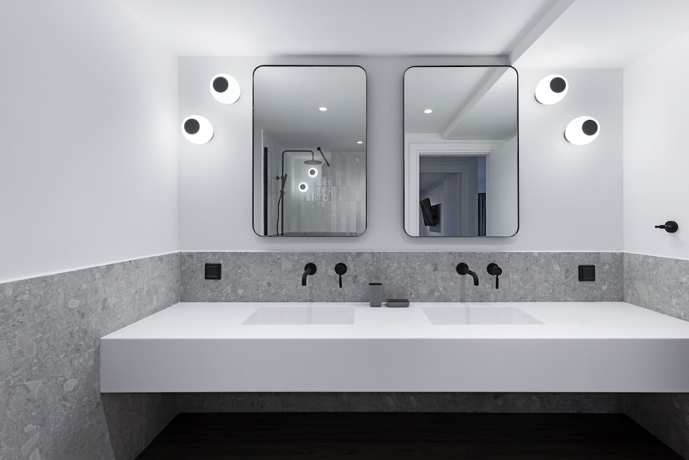 MoRe by Zoia Living