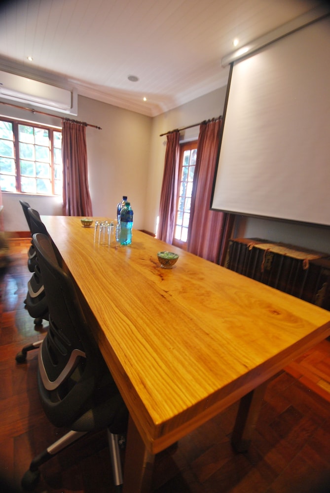 meeting & event spaces