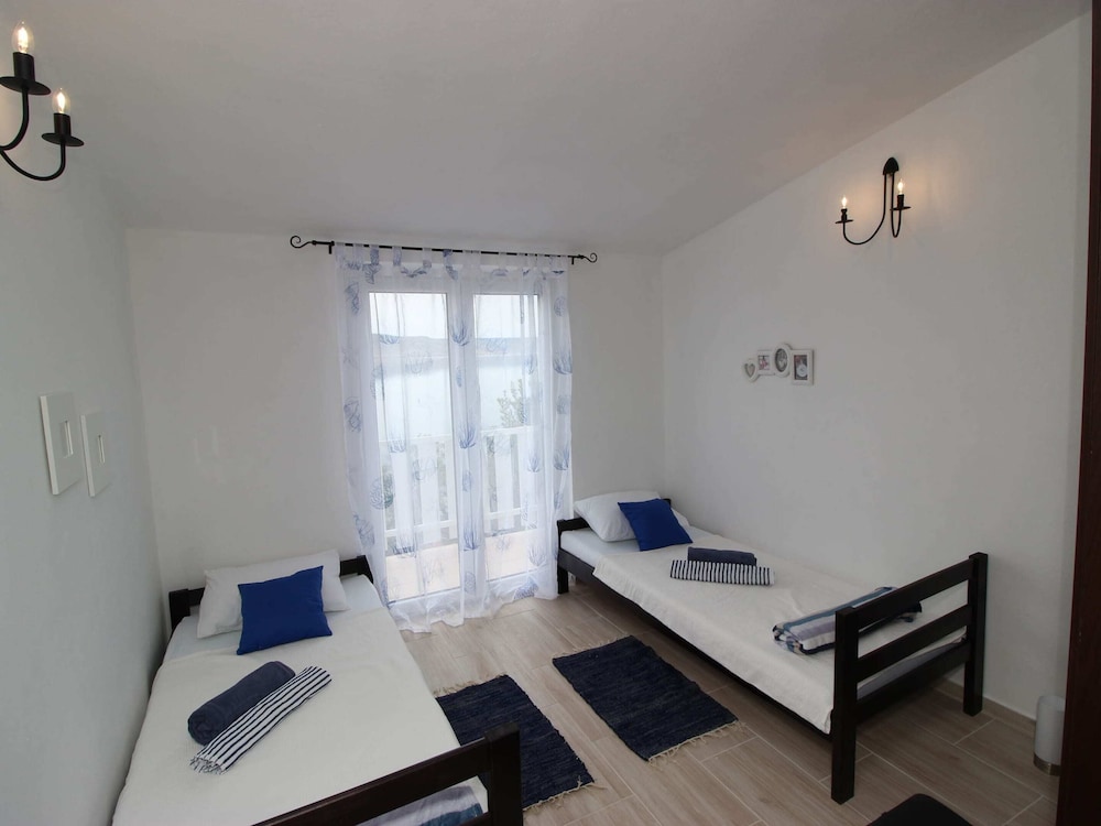 Apartment in Seline by the Sea view 5