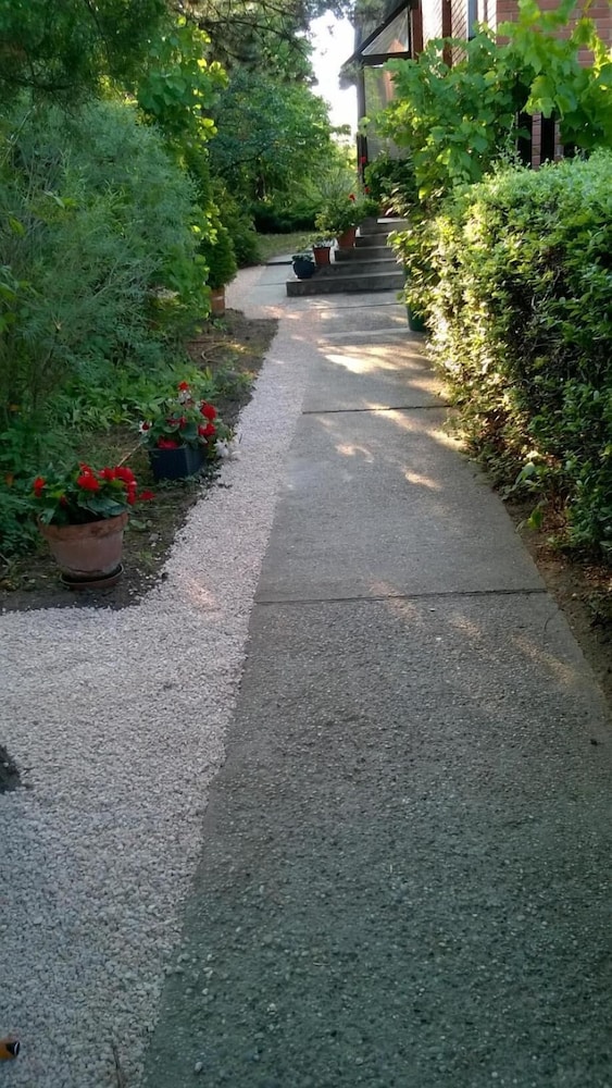 Photo 36