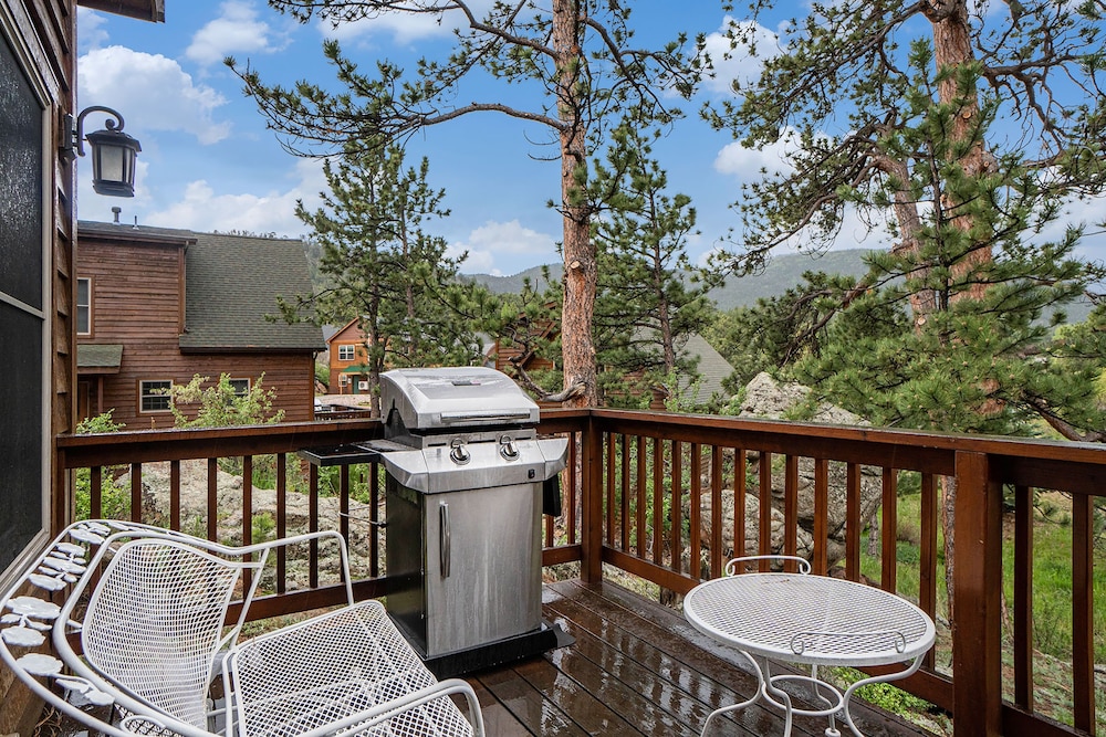 Solitude Condos - Estes Park CO
