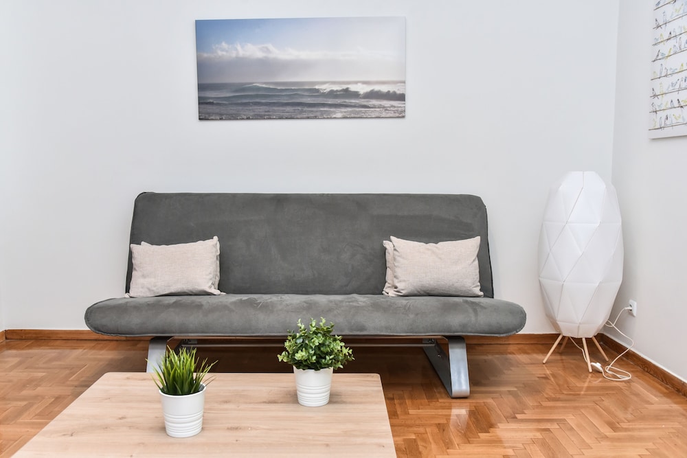 Modern  Apartment at Exarchia 1 bed 2 pers